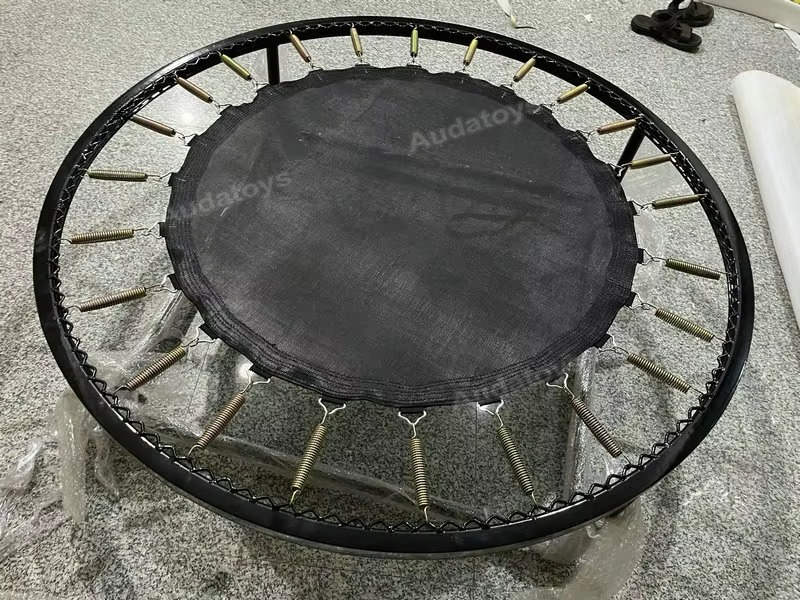 Round Soft Play Trampoline 5FT - Kids Toys Rental recension och pris